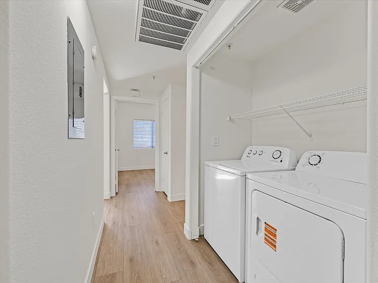 2291 W Horizon Ridge Pkwy #1206 — Photo 15