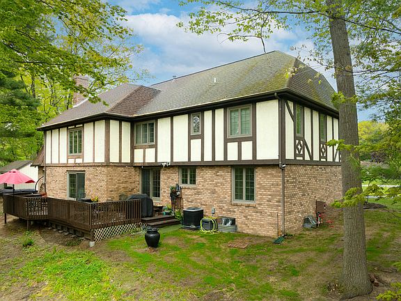 5th image of 4083 Braeburn Dr