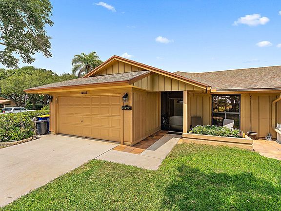 4th image of 12816 SE Pinehurst Court