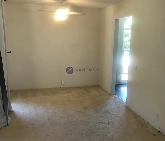 4827 Collwood Blvd — Photo 5