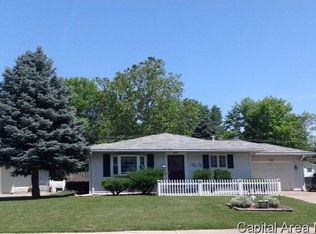 2129 Blackhawk Rd, Springfield, IL 62702