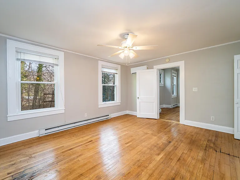 24 Robindale Ave #3 — Photo 10