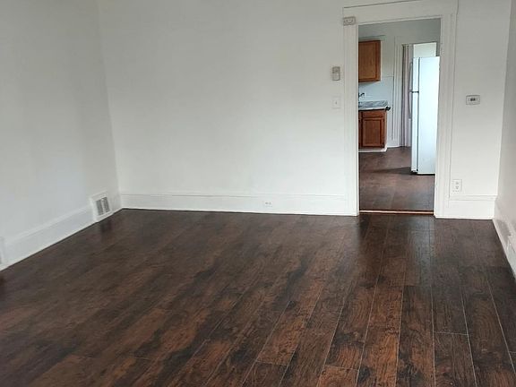 3rd image of 3428 E 76th St