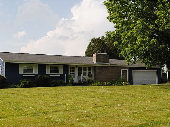 2nd image of 5043 Hill Rd