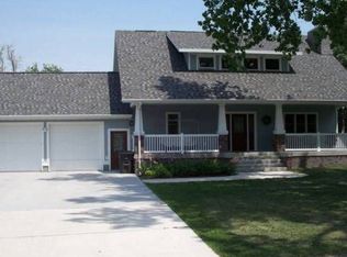 120 Monument Rd, Doniphan, NE 68832