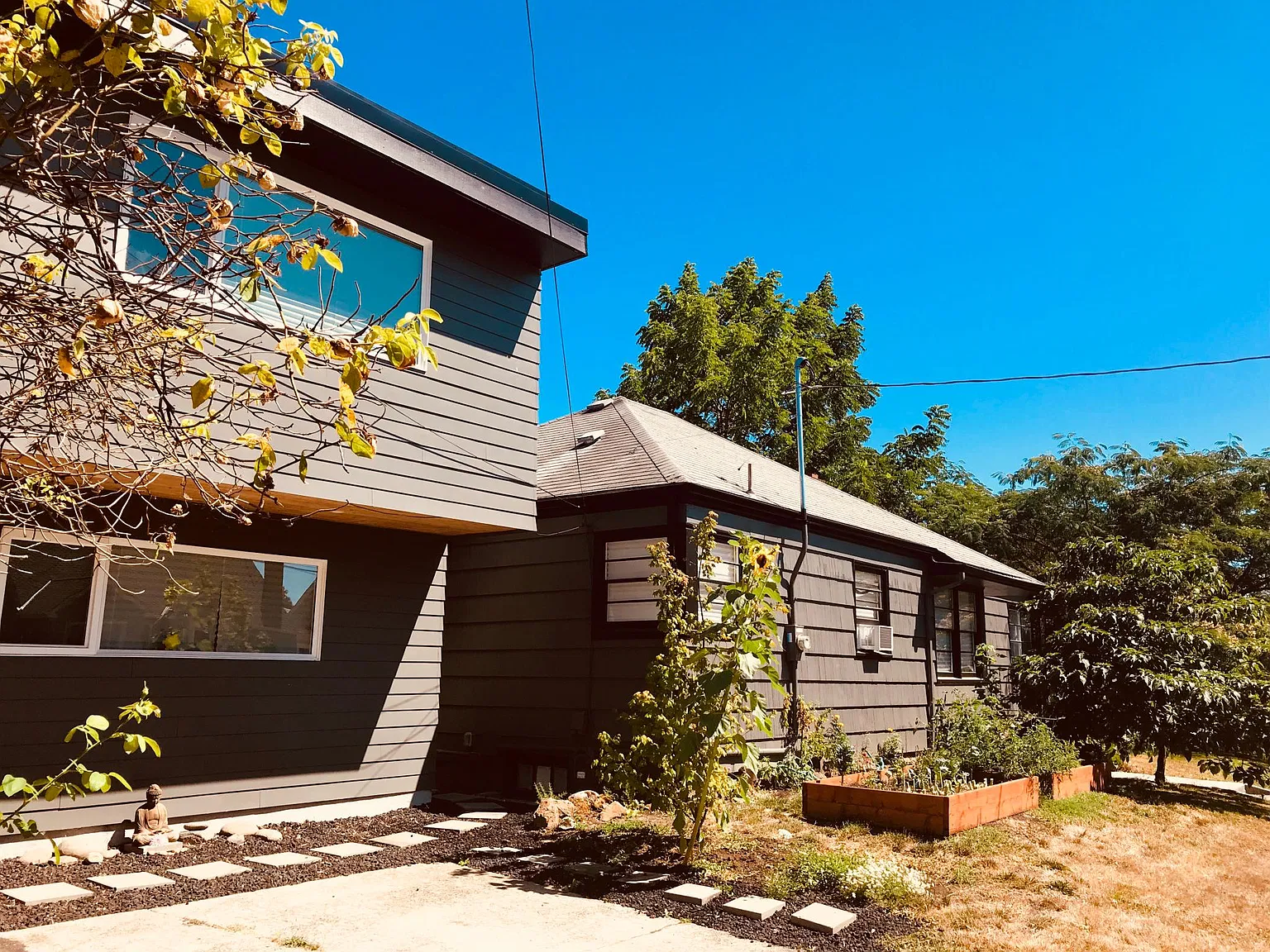 1942 SE 60th Ave — Photo 4