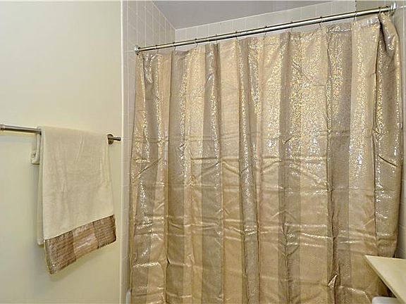 4th image of 5704 Chapman Mill Dr APT 150