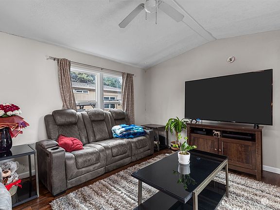 4th image of 31101 116th Avenue SE #46