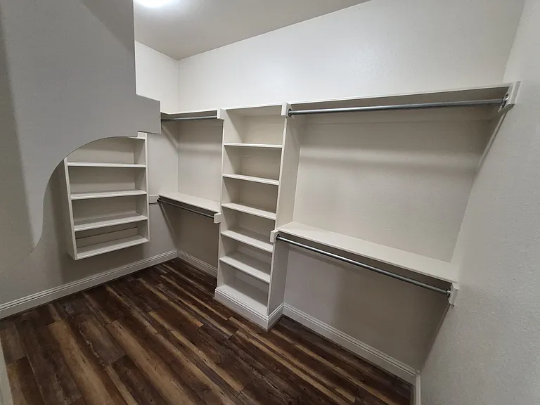 1103 Tiffany Ln — Photo 17