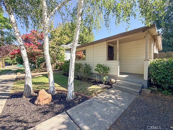 2nd image of 1011 Normal Ave