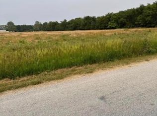 16294 Mission Field Rd, Oakwood, IL 61858