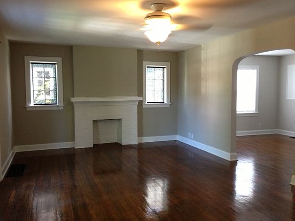 5th image of 1494 Ashland Ave