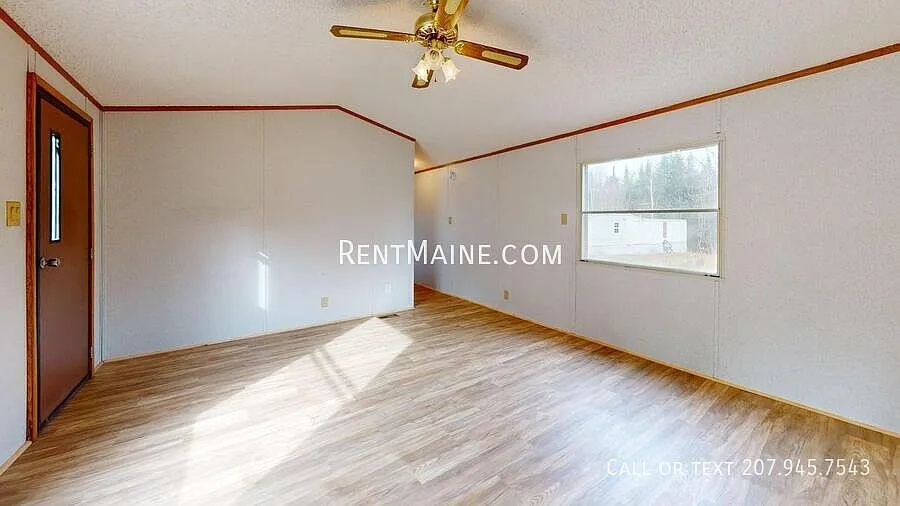 2 bed, $1,100 — Photo 4