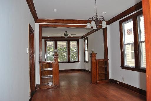 2nd image of 4322 S Artesian Ave