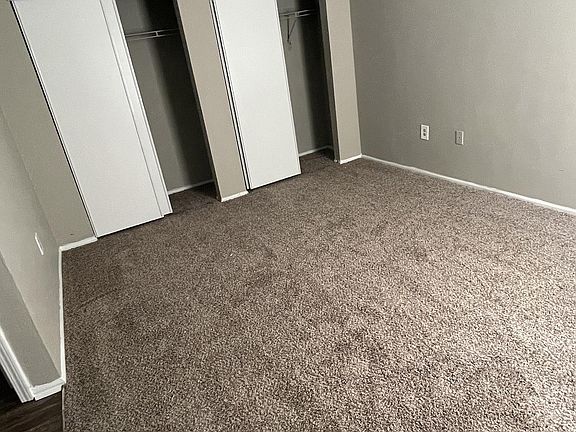 4th image of 2319 College Dr #9f6d2bedd