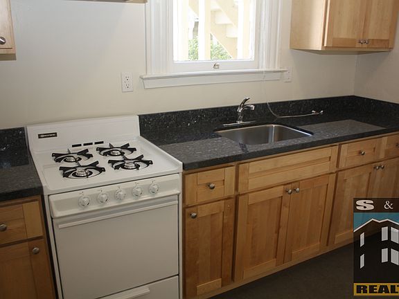 3rd image of 1740 Pacific Ave APT 105