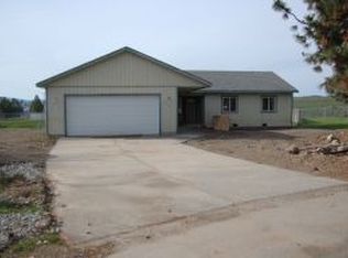 5200 N Pinegrove Ct, Coeur D Alene, ID 83815
