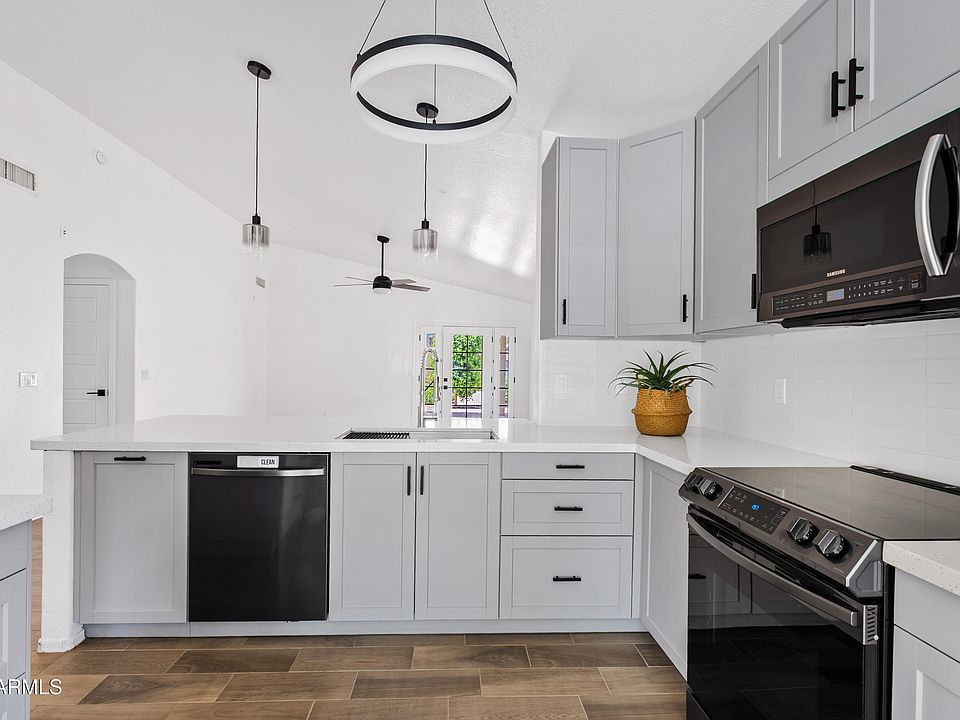 1st image of 6536 W DESERT HOLLOW Drive