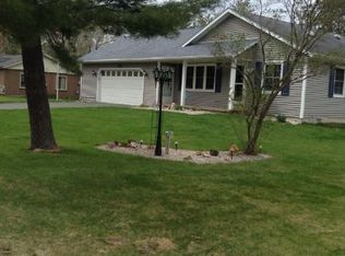 N4063 Marina Ln, Cambridge, WI 53523