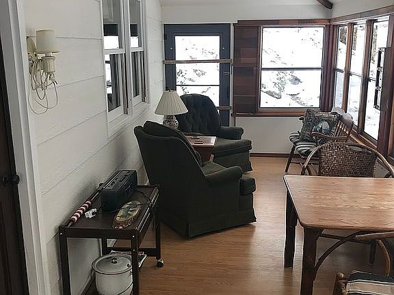 3 season front porch