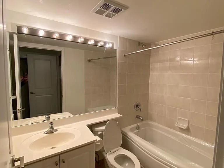 4968 Yonge St #803 — Photo 8