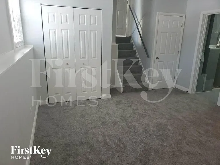 4207 Edinburgh Dr — Photo 7
