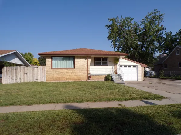 2765 36th Ave, Columbus, NE 68601