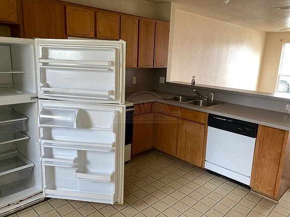 5th image of 1212 Industrial Blvd APT D