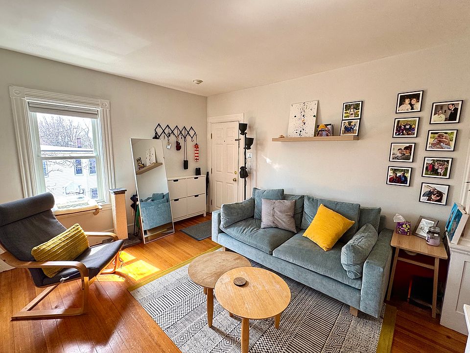1st image of 111 Woodstock St APT 5