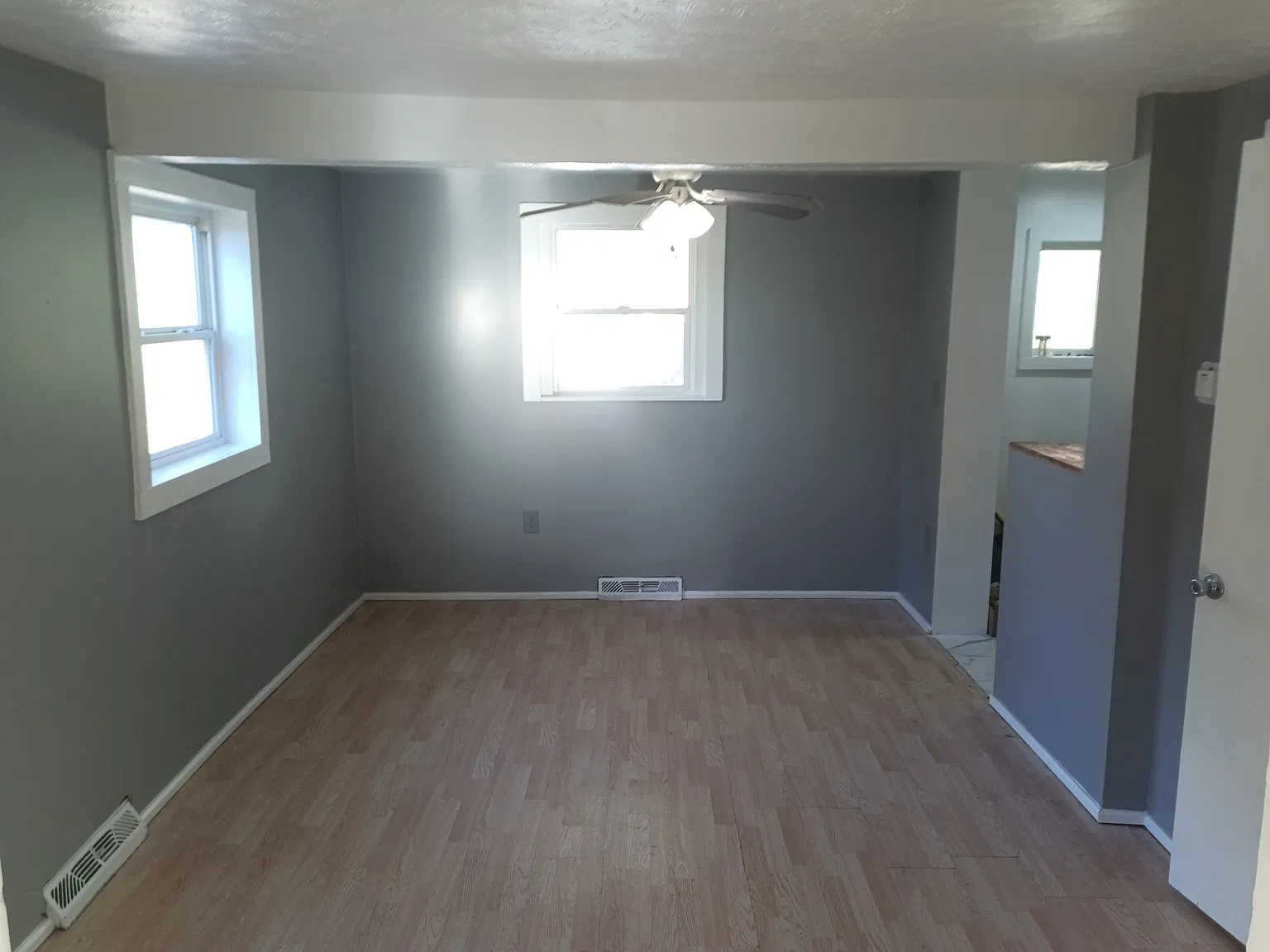 4 bed, 1.5 bath, 1744 sqft, $1,850 — Photo 3