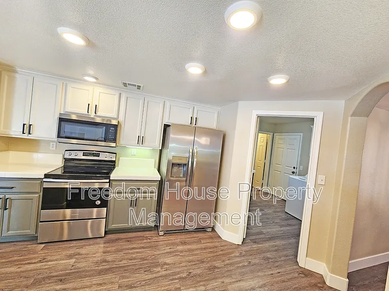 4591 Stoneham St — Photo 19