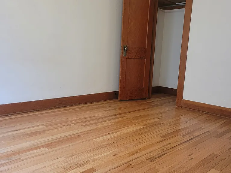 113 E 26th St #113 — Photo 7