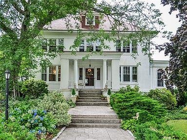 33 Grand Ave, Warwick, RI 02889 | Zillow