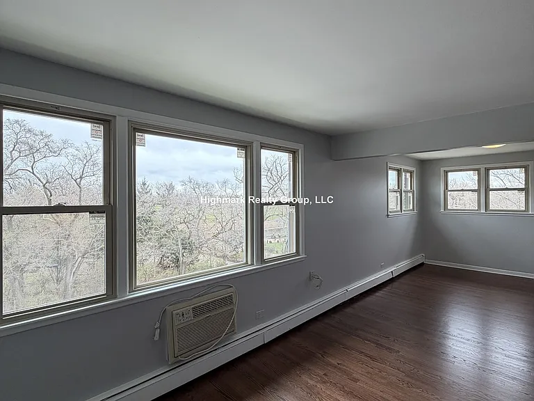8644 Skokie Blvd #405A — Photo 5