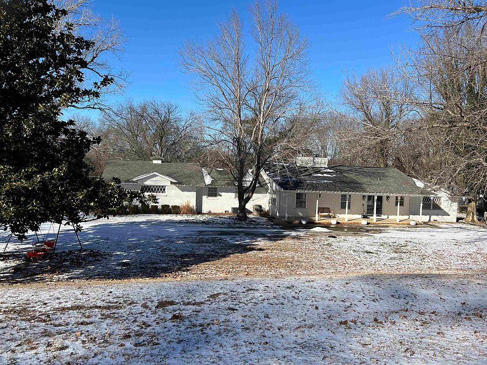 1st image of 6 Edgewood Ln