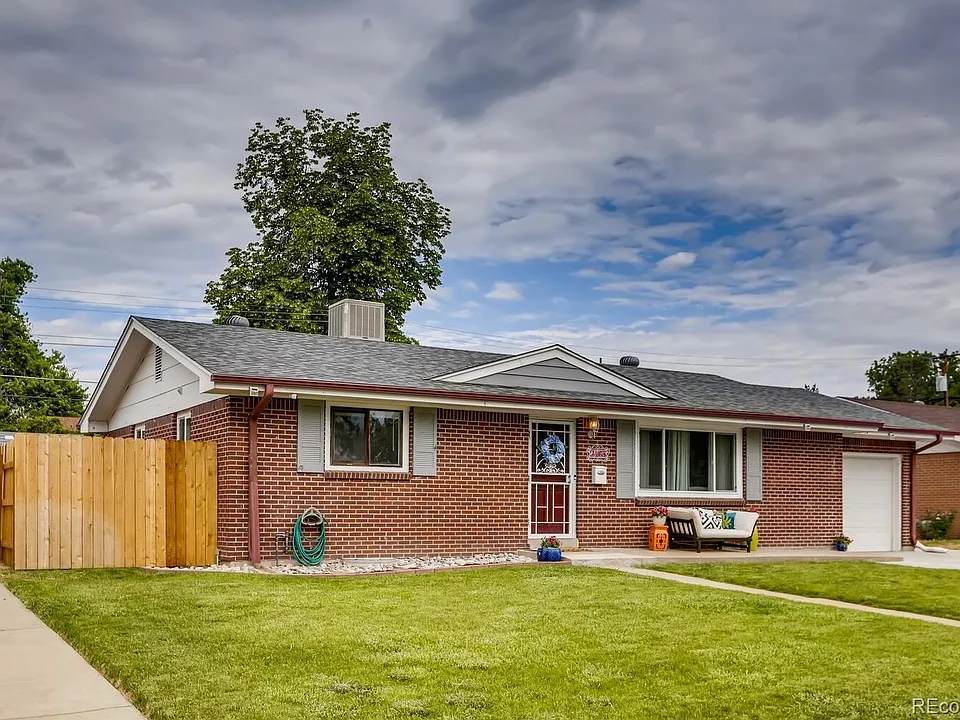 2465 S Osceola St