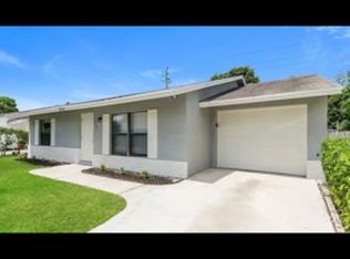 5906 Ithaca Cir W, Lake Worth, FL 33463