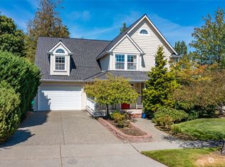 2220 35th Ct, Anacortes, WA