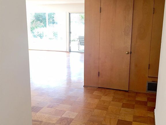 4th image of 316 Mellow Ln
