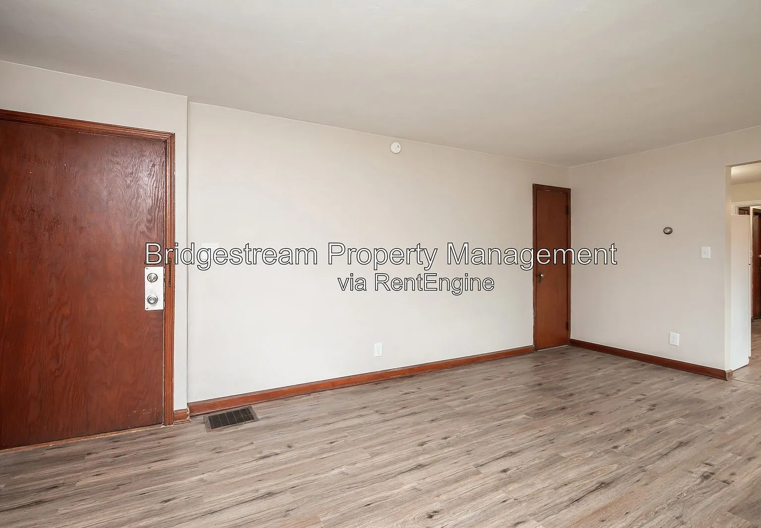1 bed, 1.0 bath, $795 — Photo 4