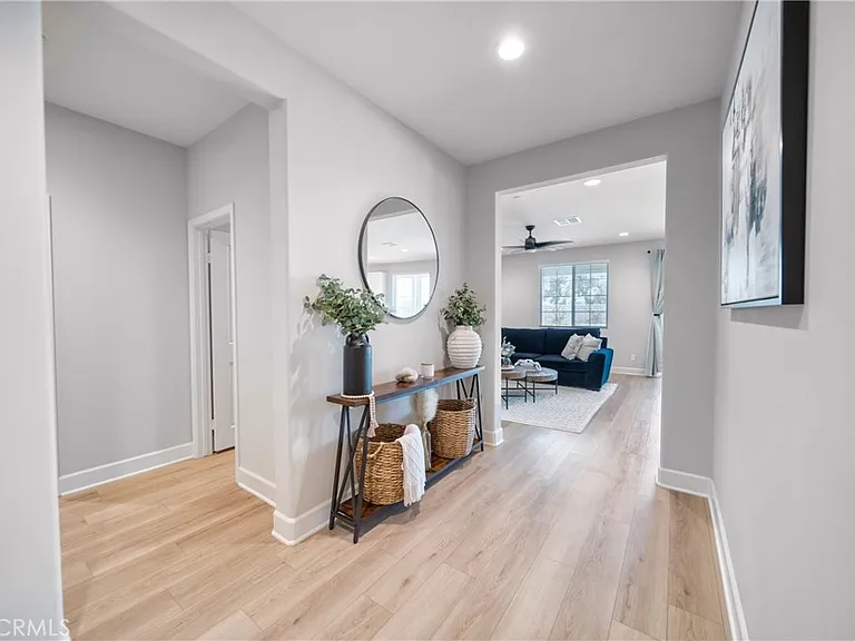 58260 Aragon Way — Photo 5