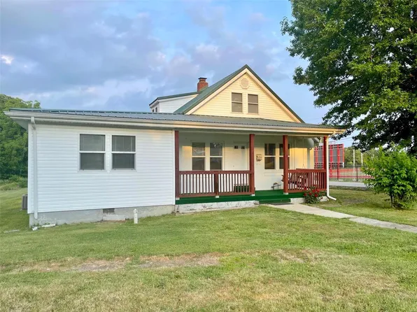 421 E Scioto St, Saint James, MO 65559