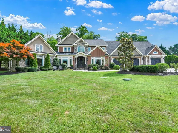 1900 Tea Mint Dr, Westminster, MD 21157