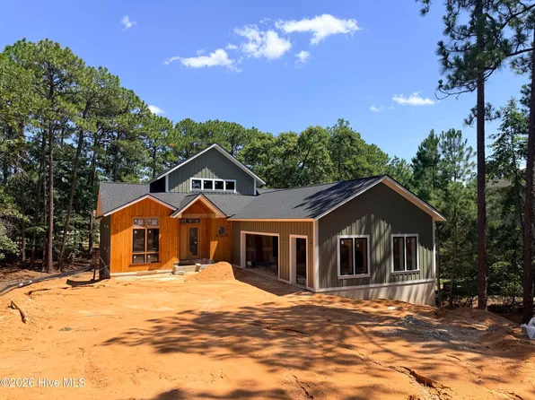 10 Overcup Lane, Pinehurst, NC 28374