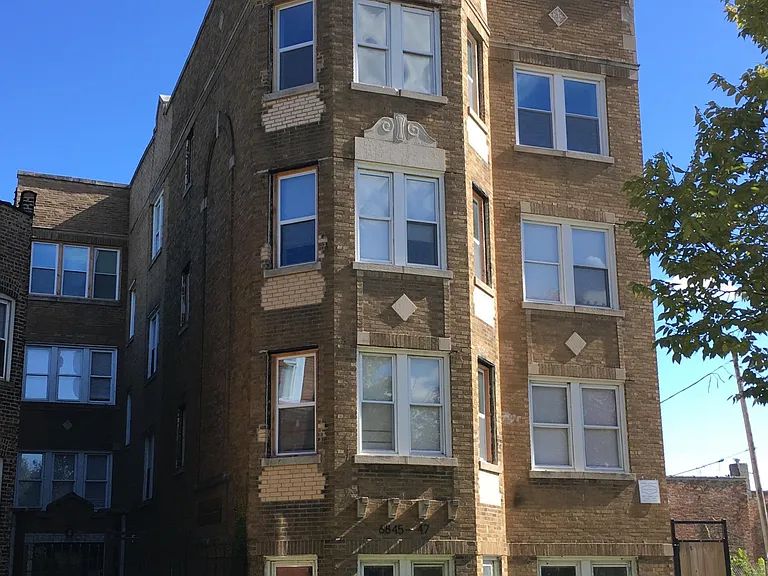 6847 S Indiana Ave #2F — Photo 1