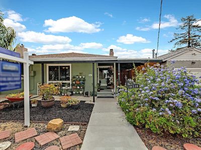 10339 Foothill Blvd, Oakland, CA, 94605