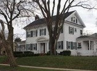 61 Beverly Pl, Oakwood, OH 45419