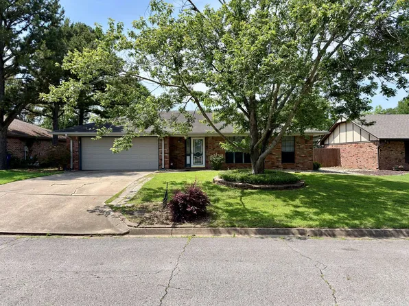 9612 Apple Gate Dr, Fort Smith, AR 72903