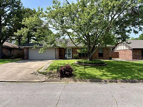 9612 Apple Gate Dr Photo 1