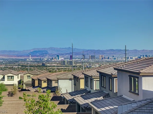 103 Medianoche St, Las Vegas, NV 89138